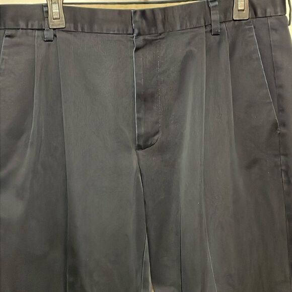 Dockers dark blue pleated pants - Picture 2 of 10